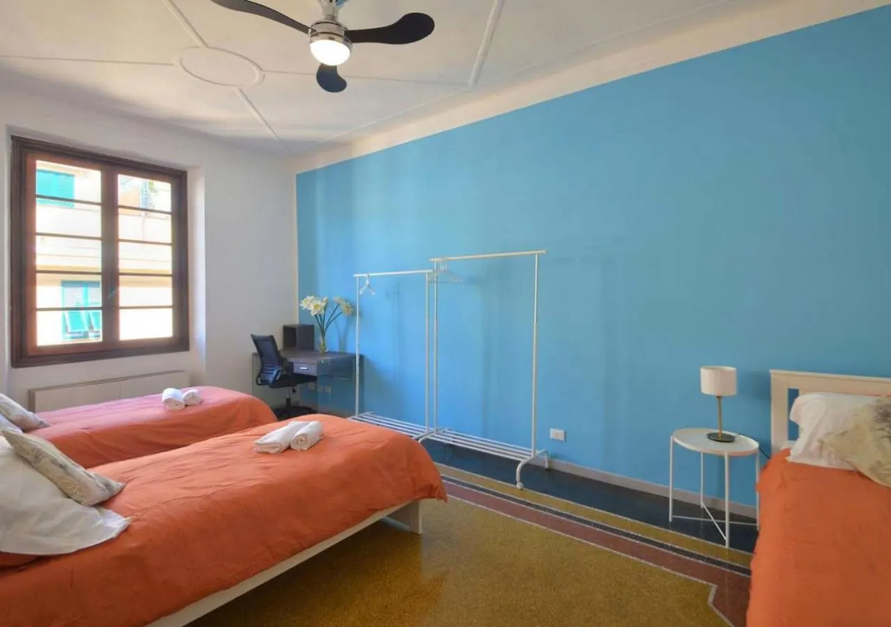 Delia Flexyrent Apartment ジェノヴァ イタリア